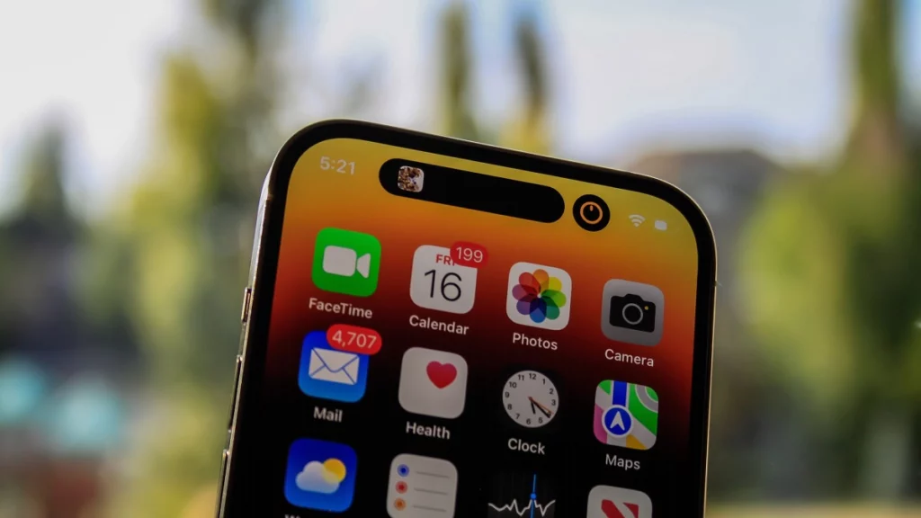 iPhone 14 Pro Max tasarımı