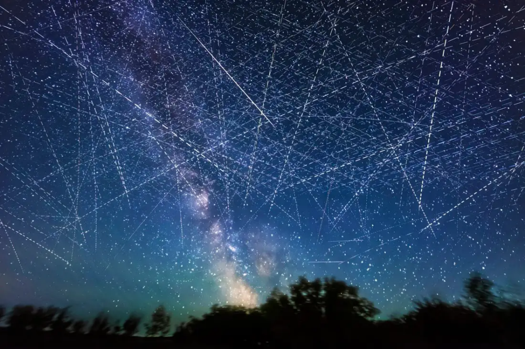 Starlink Çarpışma Manevraları 2025’te Rekor Seviyeye Ulaştı