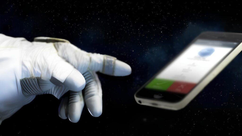 NASA Astronotların Uzayda Telefon Kullanmasına Onay Verdi