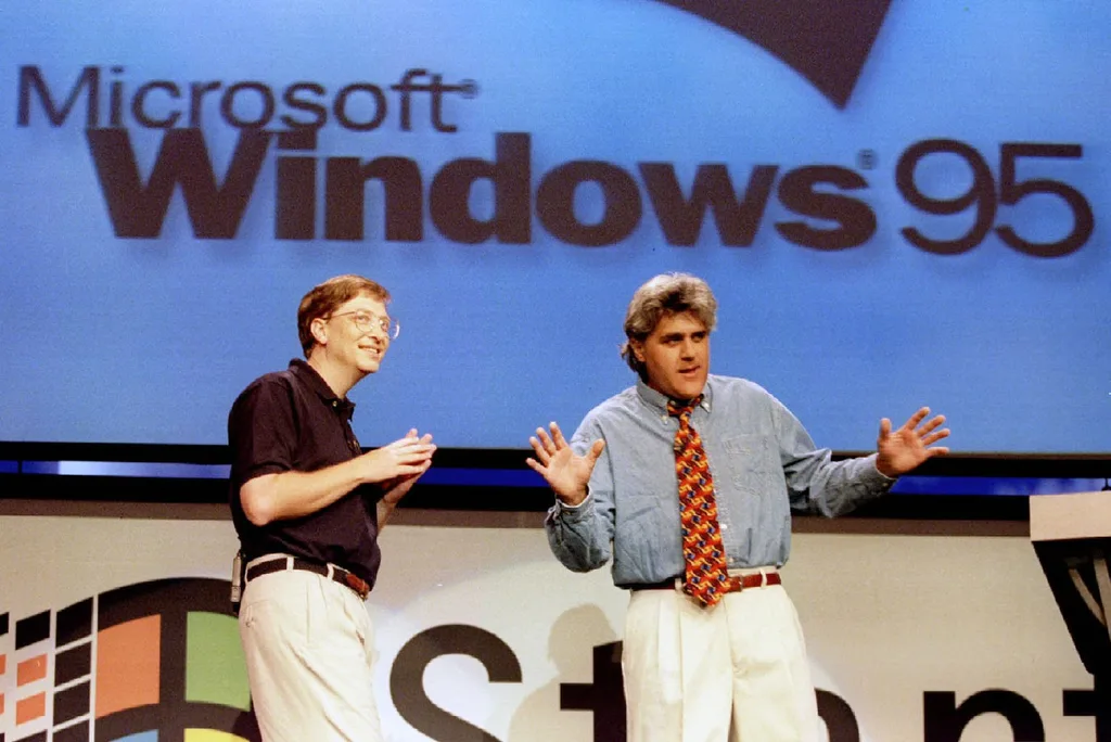 Microsoft Windows 95 CD'sine Neden Müzik, Çizgi Film ve Oyunlar Eklediğini Açıkladı